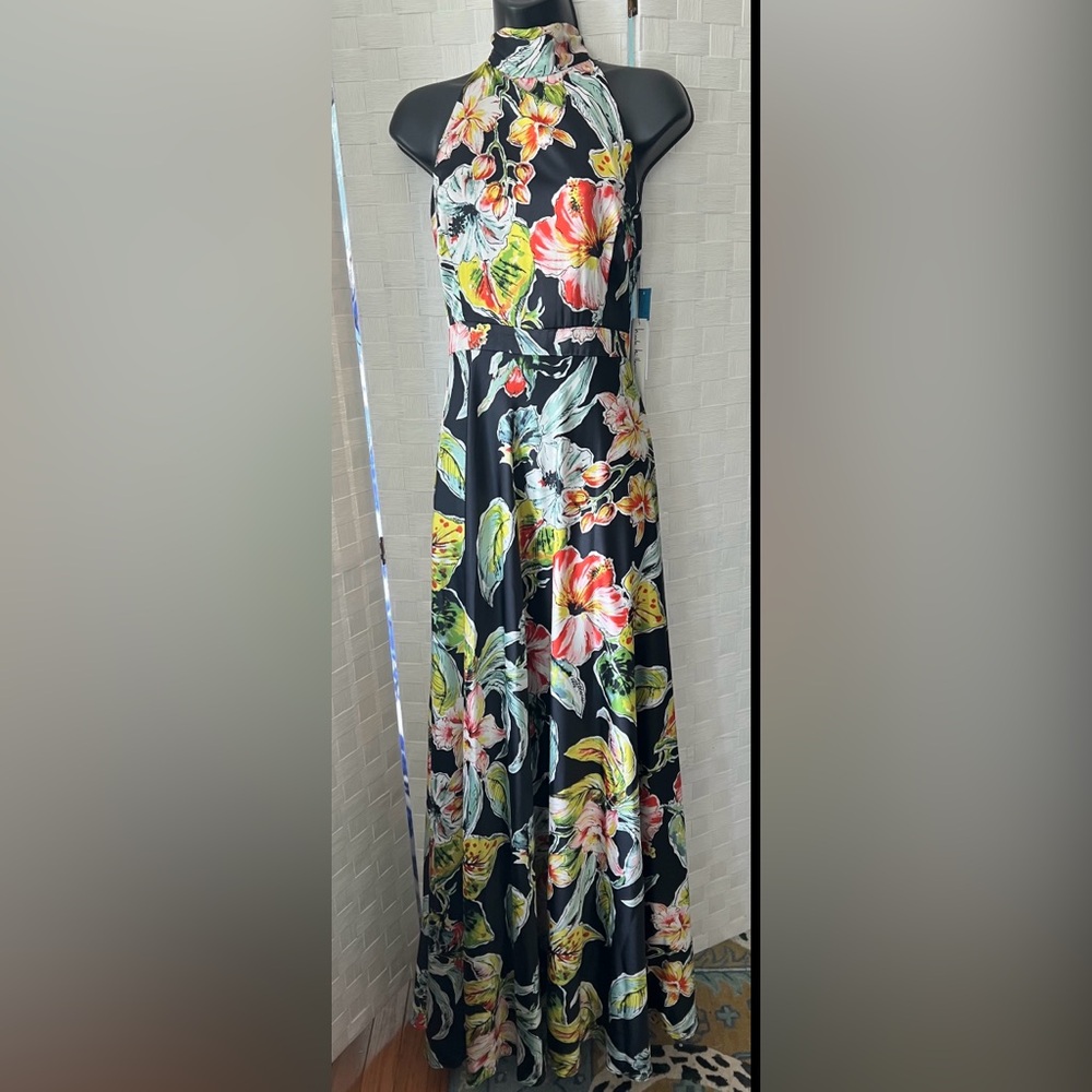 NWT $250 Nicole Miller Size 10 Black Floral Maxi Dress $119